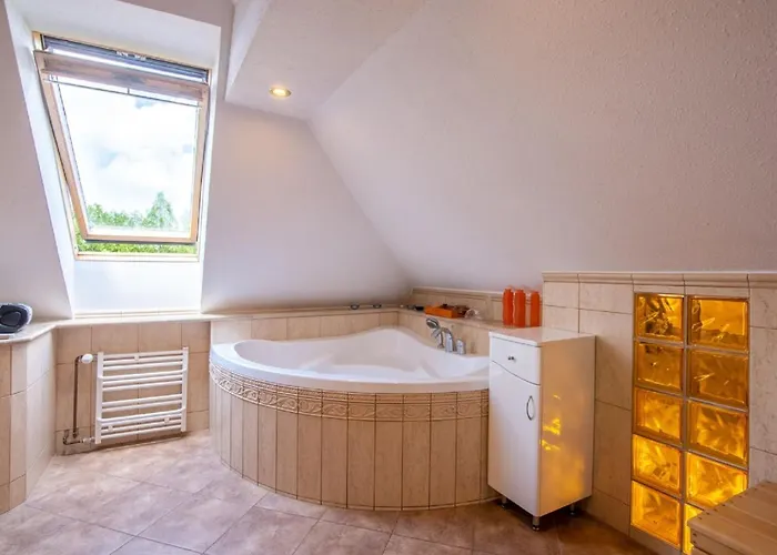 By Interhome بيت للعطل *