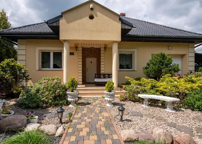 By Interhome بيت للعطل Bieszkowice